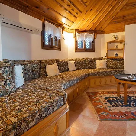 Liya Boutique & アパート