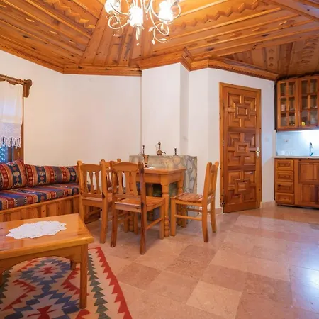 Liya Boutique & アパート